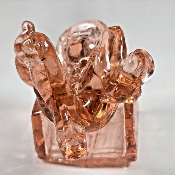 Vallerysthal Pink Glass Kneeling Boy with Basket Toothpick Matchbox Holder - Picture 9 of 12